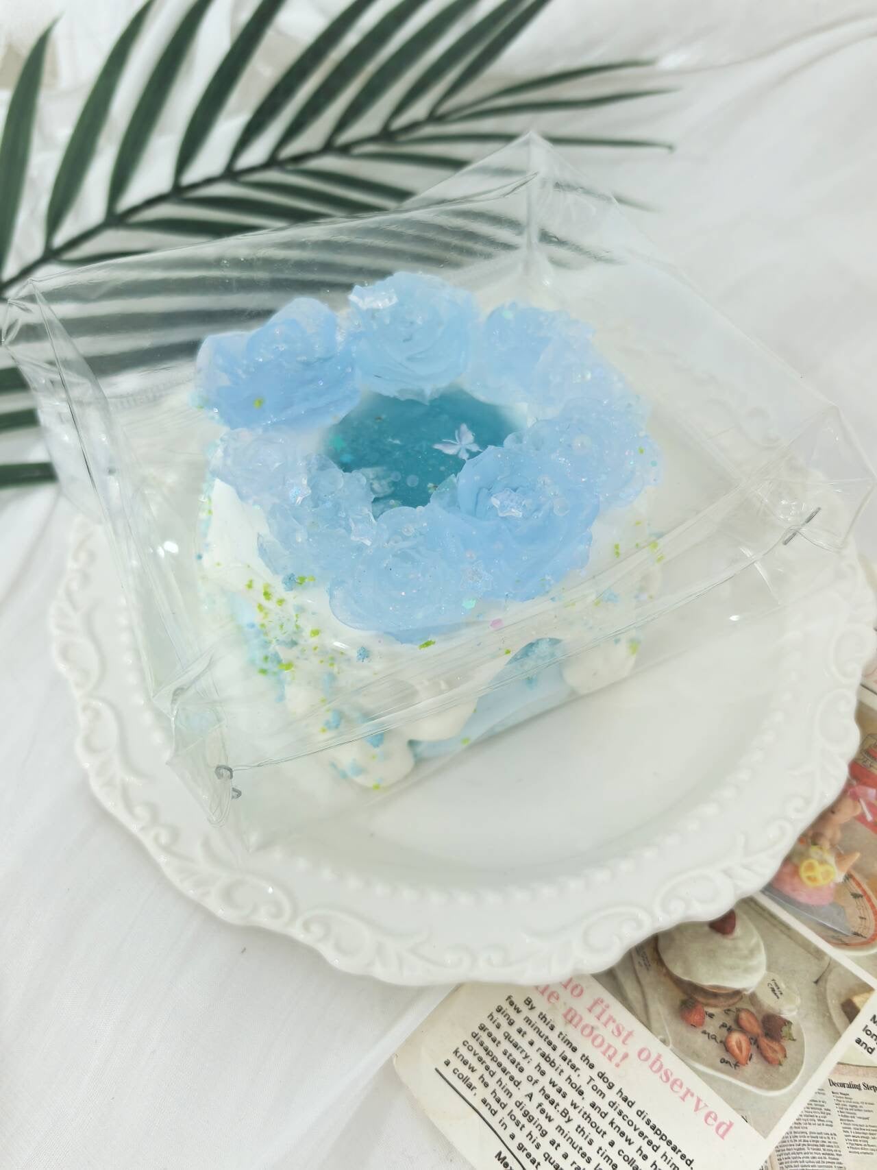 Blue rose cake