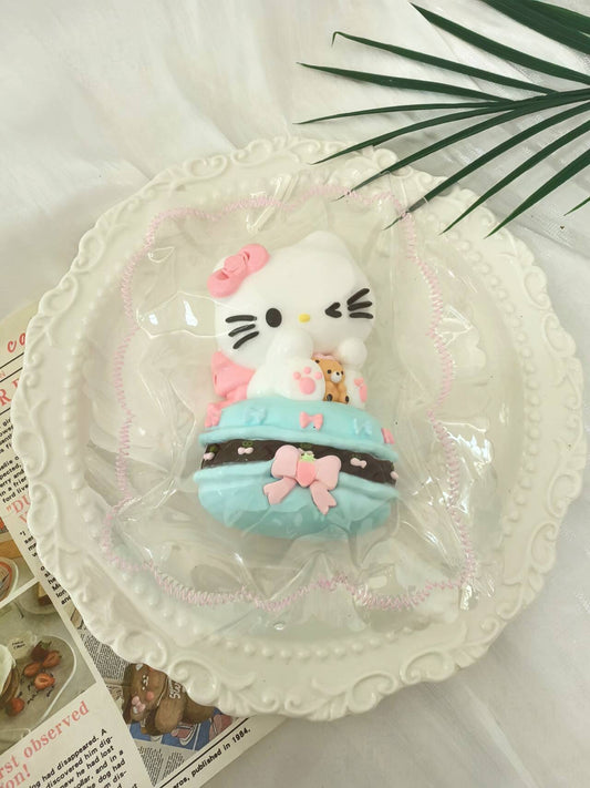 kitty Macarons